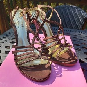 The touch of Nina heels